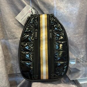 Prenelove Pickleball Puffer Crossbody‎ Sling Bag Black Unisex One Size